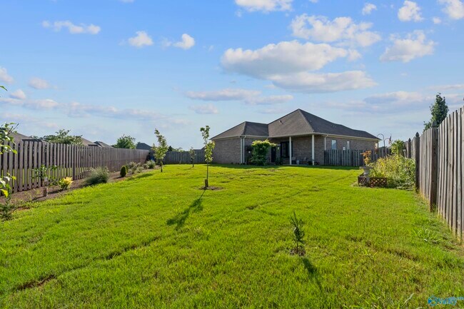 Building Photo - 25842 Jamie Ln