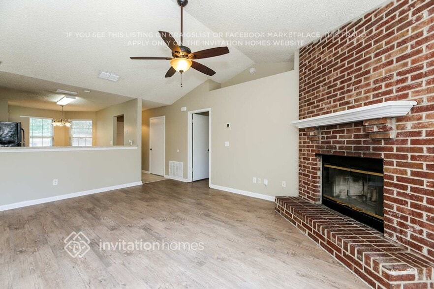 Building Photo - 2743 McCormick Woods Dr