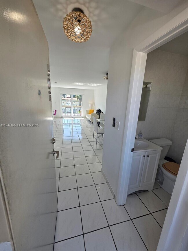 Building Photo - 1612 Jefferson Ave