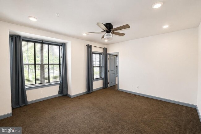 Building Photo - 12916 Sunrise Ridge Aly