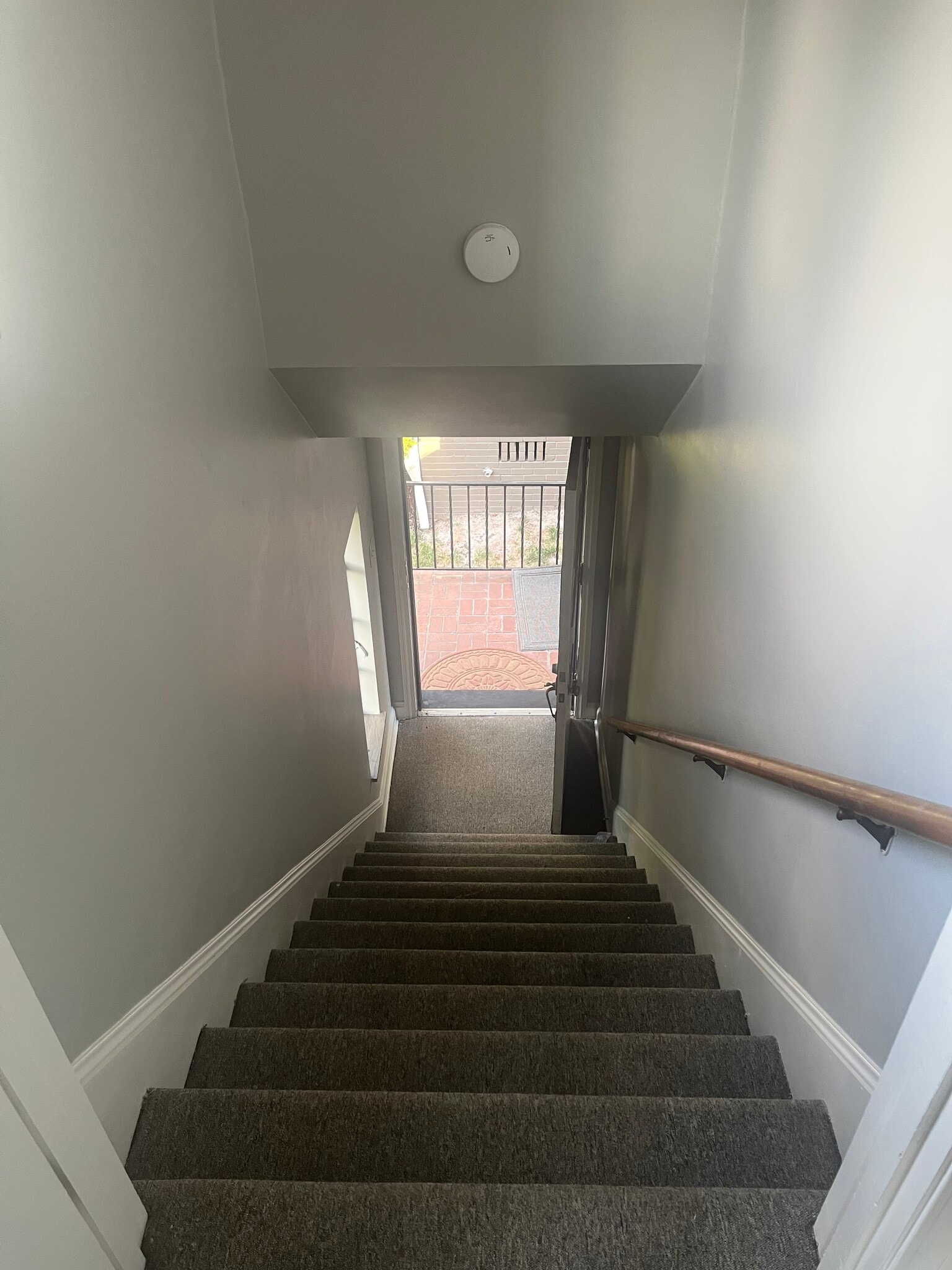 Building Photo - 635 13th Ave