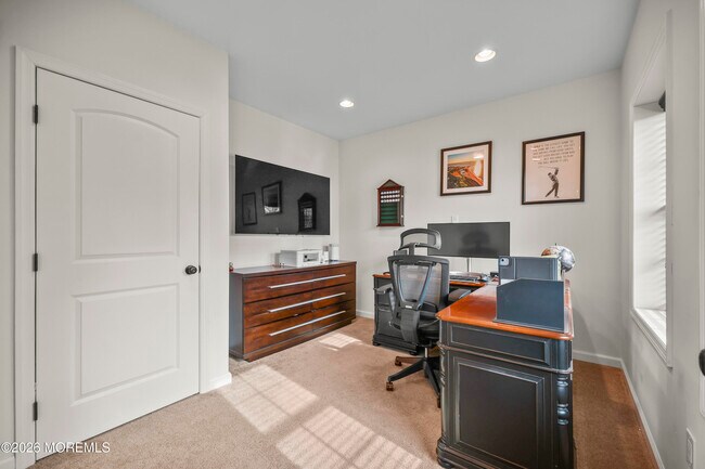 Building Photo - 5 Cortland Rd