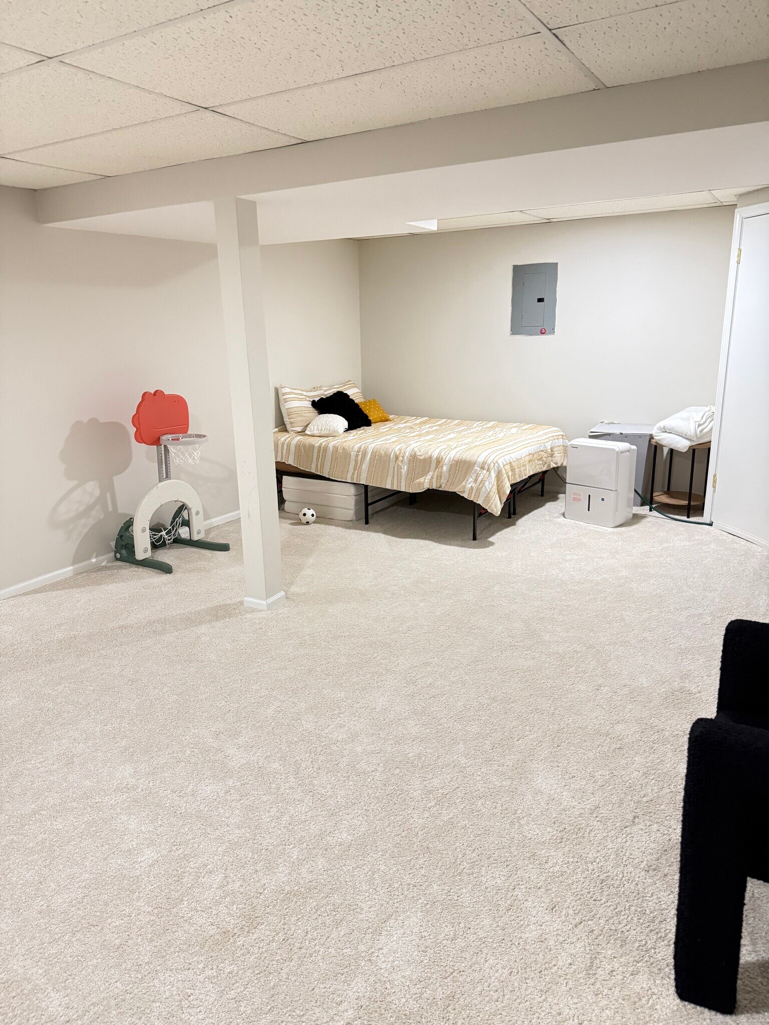 Building Photo - 1058 Longford Rd