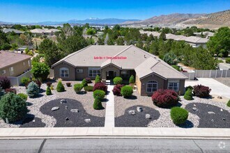 Building Photo - Luxury 5bd/3ba/3car Home in Pebble Creek ...