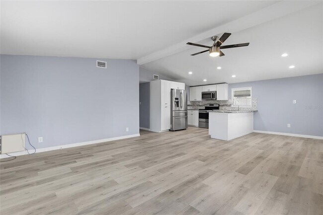 Building Photo - 36131 Zinnia Ave
