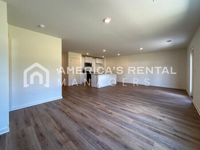 Building Photo - Spacious & Modern 4-Bedroom, with Blinds Included!! Retreat in Magnolia Hills - Pet-Friendly! Ava...