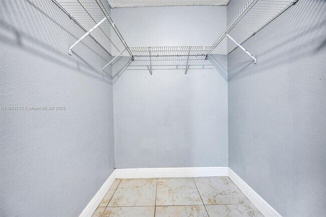Building Photo - 15560 SW 104th Terrace