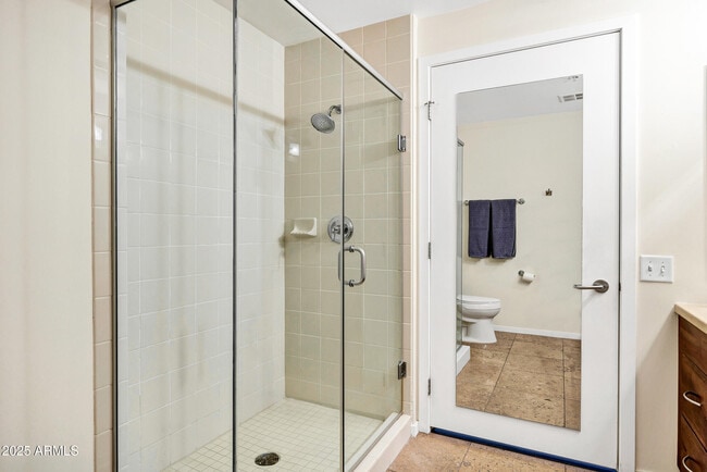 Building Photo - 7141 E Rancho Vista Dr