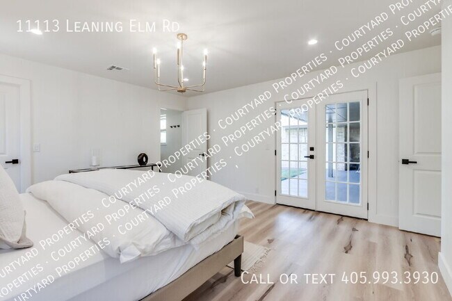 Building Photo - 11113 Leaning Elm Rd