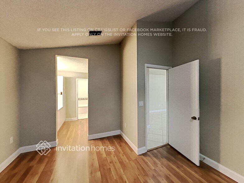 Building Photo - 12152 NW 35th Pl