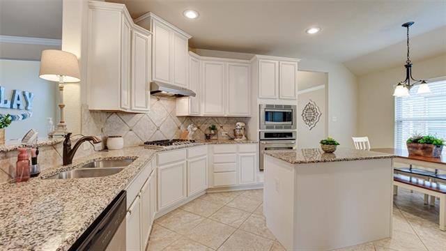 Building Photo - 104 Pebblecreek Dr
