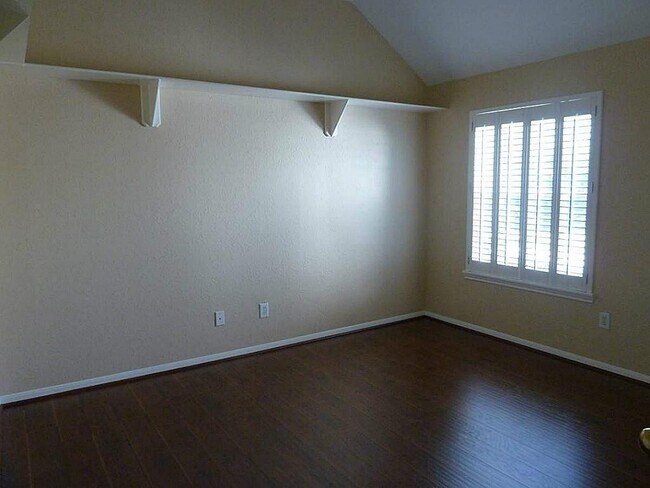 Building Photo - 22554 Bristolwood Ct