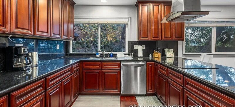 Building Photo - 40 Corte De Rosas