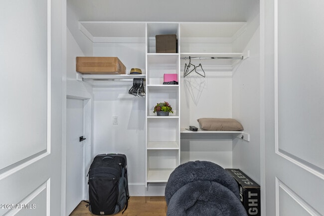 Building Photo - 3810 E Campbell Ave