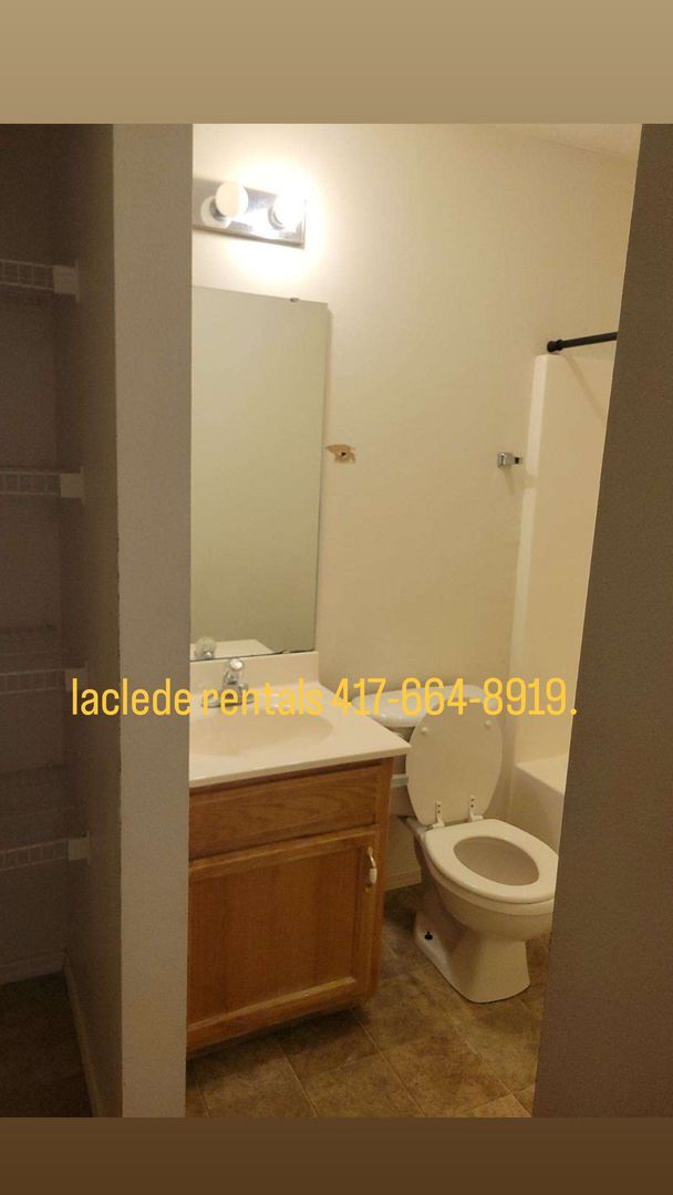 Building Photo - 3 BEDROOM 2.5 BATHROOM TOWNHOUSE FOR RENT-...