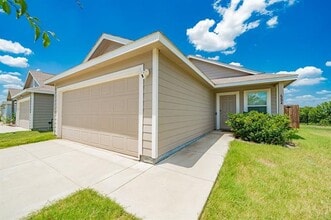 Building Photo - 6204 Unbridled Dr