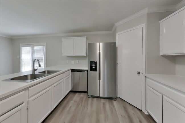 Building Photo - 12607 Rio Grande Ln