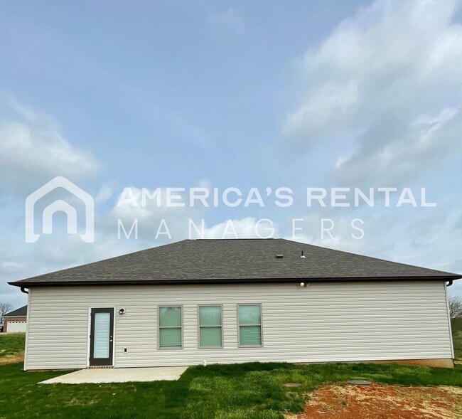 Building Photo - Home for Rent in Eastaboga, AL!!! Availabl...