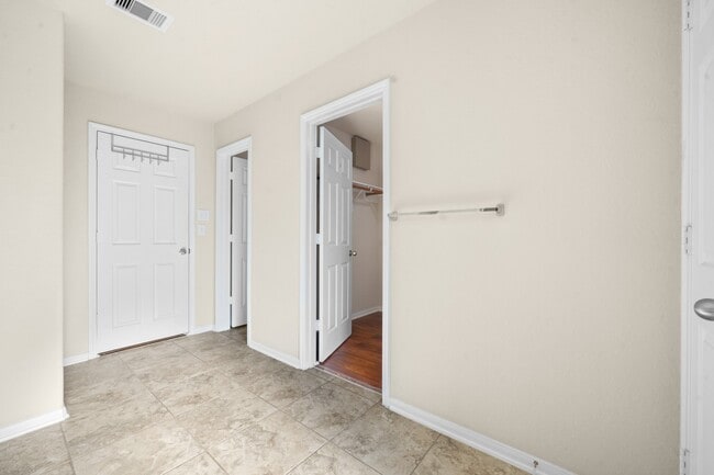Building Photo - 15427 Signal Ridge Way