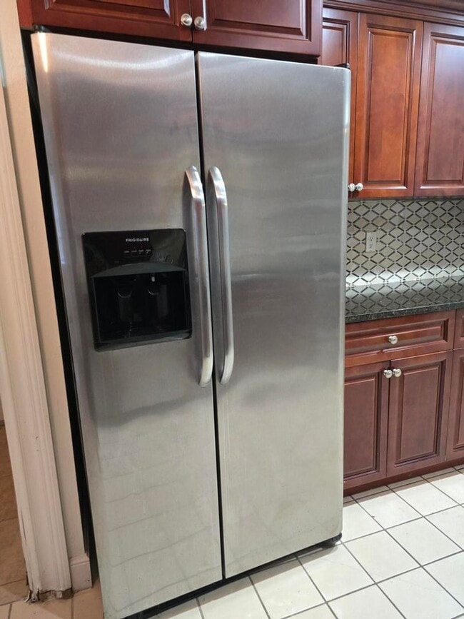 Building Photo - 4125 Pine Branch Cir