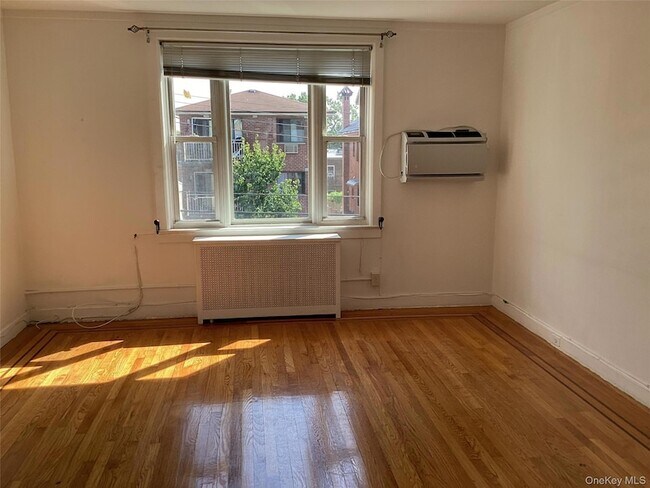 Building Photo - 6125 185th Street