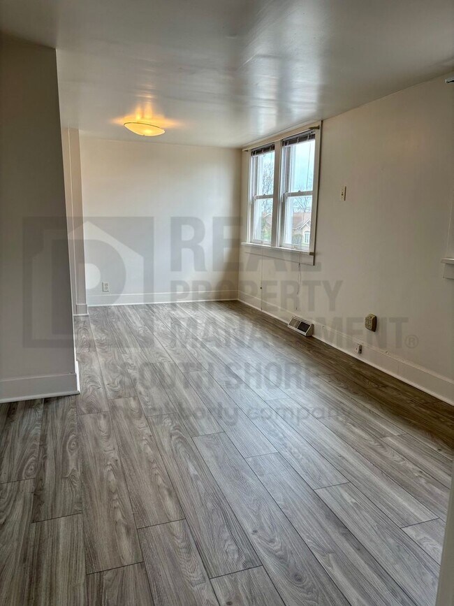 Building Photo - 430 Keilman St