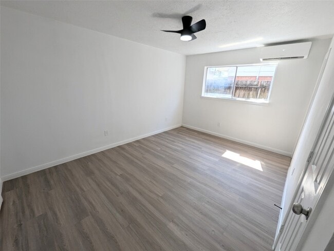 Building Photo - 2911 Huckleberry Ln