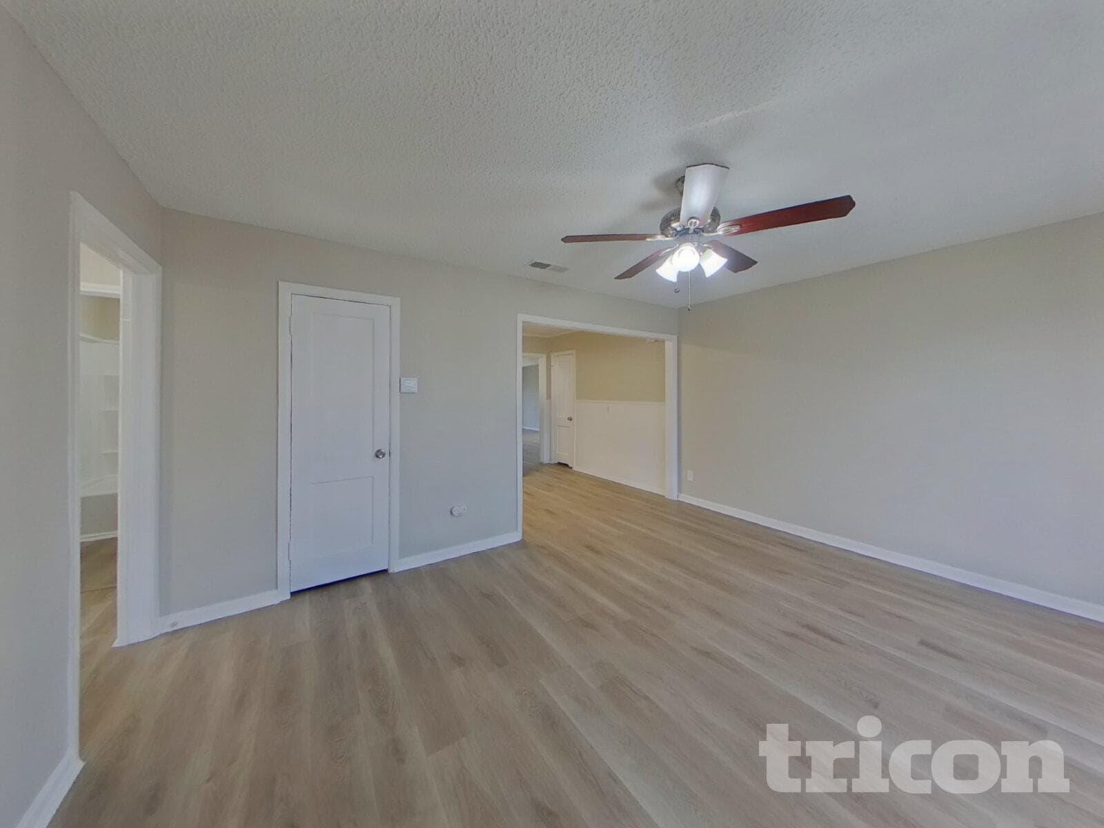 Building Photo - 737 SE 3rd St