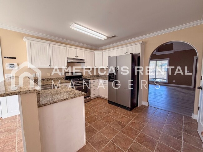 Building Photo - Calera One-Level Living with Spacious Layout