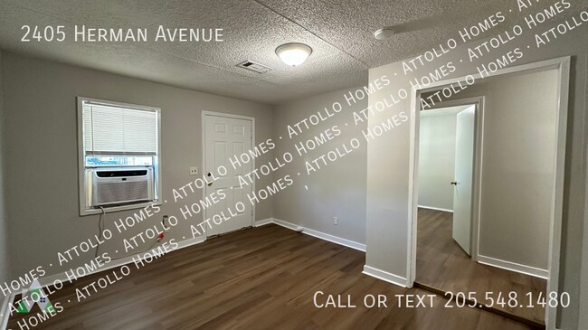 Building Photo - 2405 Herman Ave