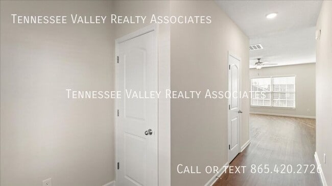 Building Photo - 3636 Crimson Cir