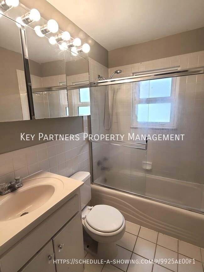 Building Photo - 7510 High Dr