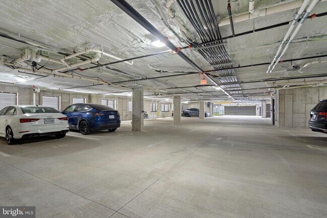 Building Photo - 12850 Mosaic Pk Wy