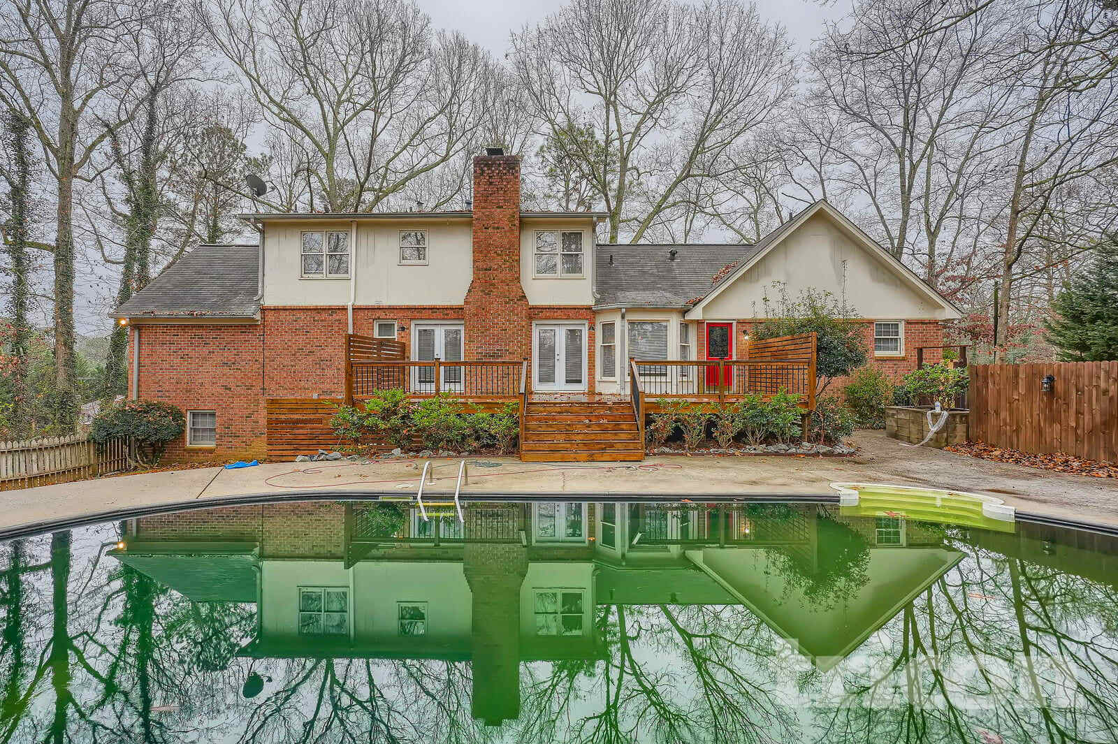 Building Photo - 150 Tanglewood Dr