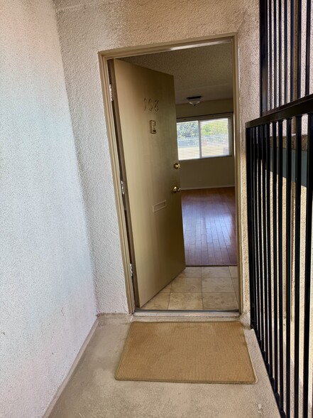 Unit entrance - 1115 Cordova St