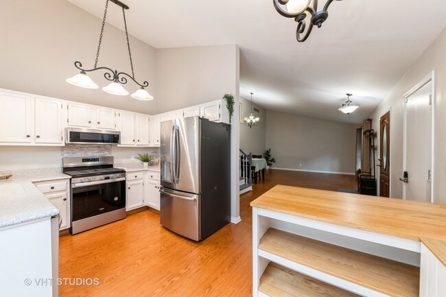 Building Photo - 1716 Paddington Ave