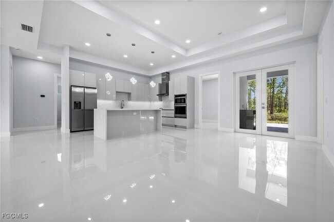 Building Photo - 3990 27th Ave NE