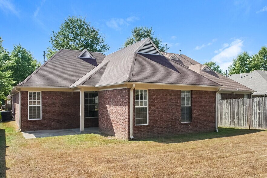 Building Photo - 4930 Indian Walk Ln