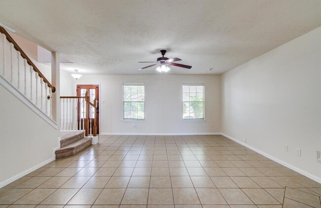 Building Photo - 9007 S Ferndale Pl Dr