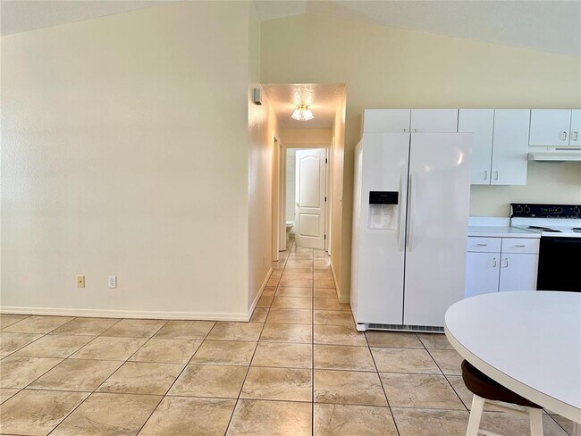 Building Photo - 4416 Redcoat Dr