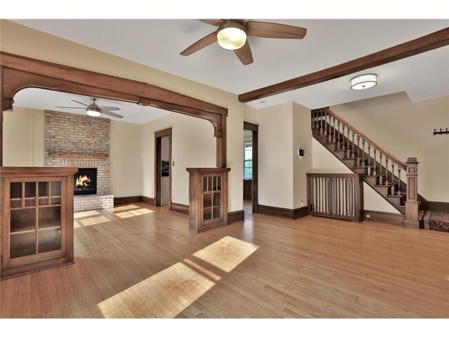 Building Photo - 2122 Temple Ct