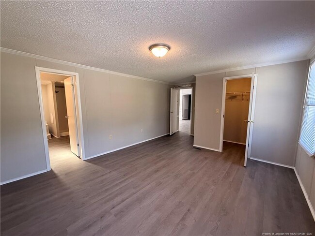 Building Photo - 150 Travis Dr