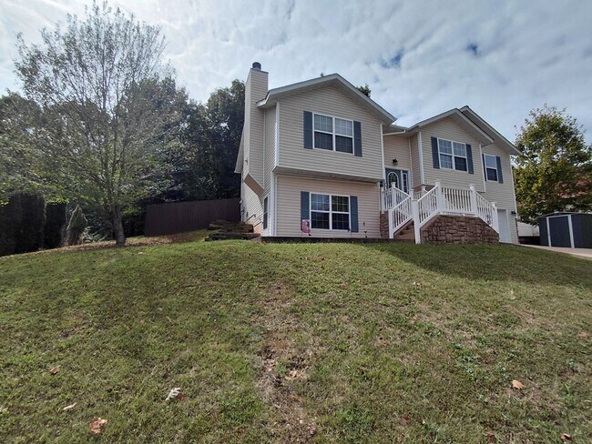 Building Photo - 21079 Hideaway Ln