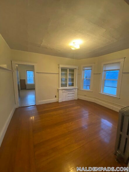 Building Photo - 40 Cedar St