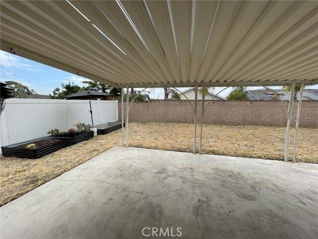 Building Photo - 12650 Cypress Ave