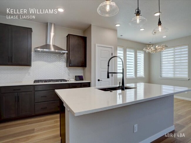 Building Photo - 8800 Hugo Dr