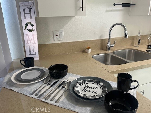 Building Photo - 44220 San Pablo Ave