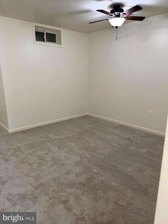 Building Photo - 388 Starkey's Landing