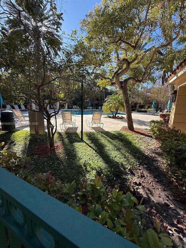 Building Photo - 6598 W Sample Rd