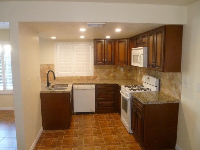 Building Photo - 29500 Landau Blvd